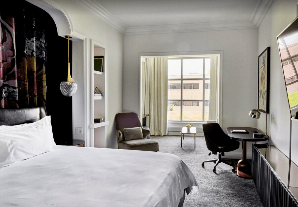 Image Source: https://www.tripadvisor.com/Hotel_Review-g41996-d21372028-Reviews-Daxton_Hotel-Birmingham_Michigan.html