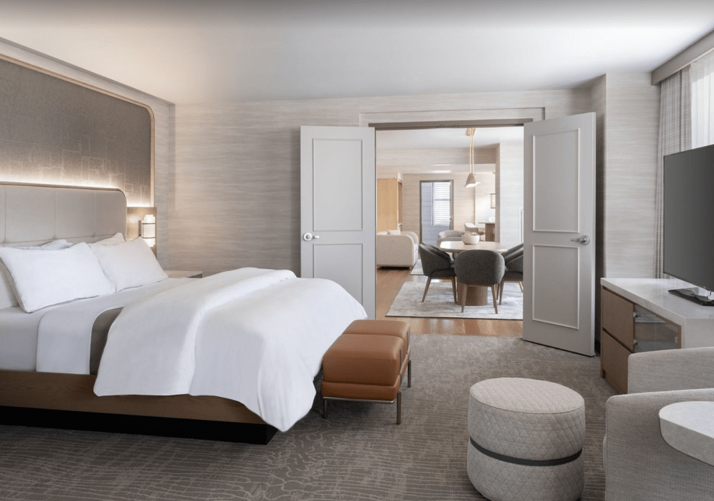 Image Source: https://www.tripadvisor.com/Hotel_Review-g42139-d782678-Reviews-The_Westin_Book_Cadillac_Detroit-Detroit_Michigan.html#/media/782678/?albumid=106&type=ALL_INCLUDING_RESTRICTED&category=106